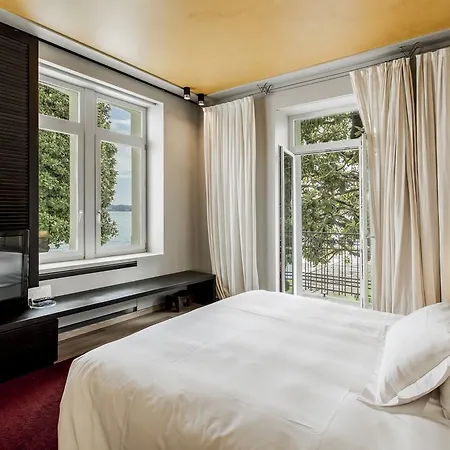 Otel Bella Riva Gardone Riviera